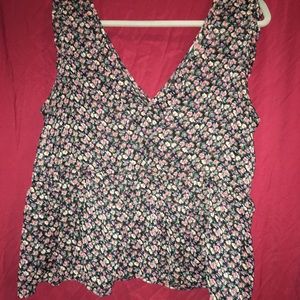 American Eagle sleeveless blouse